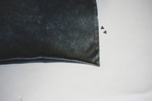 Load image into Gallery viewer, COWBOY PILLOWS CROP
